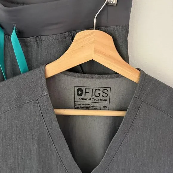 Figs Set in Graphite / Kade Scrub Pants Catarina Top XS - Picture 3 of 6